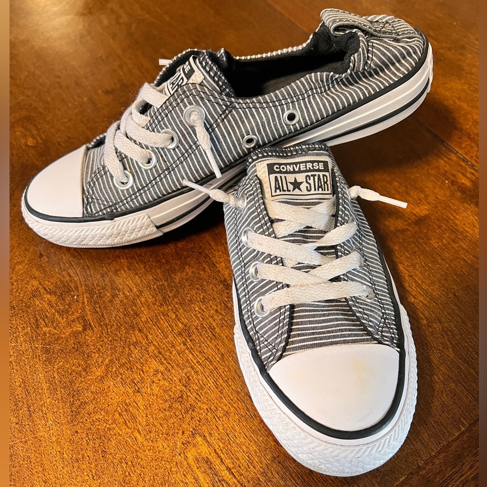 Blue & White Striped Converse All Star Sneakers - Size 7.5 Women’s